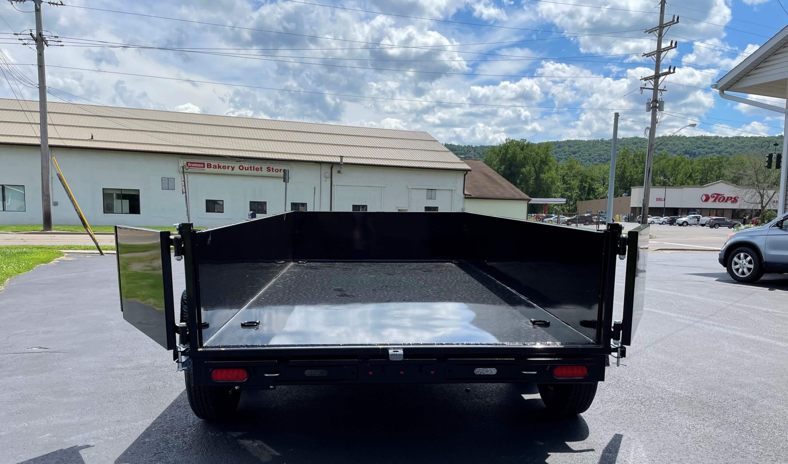 6x12 Dump Trailer - Combo Gate, Ramps & D-Rings