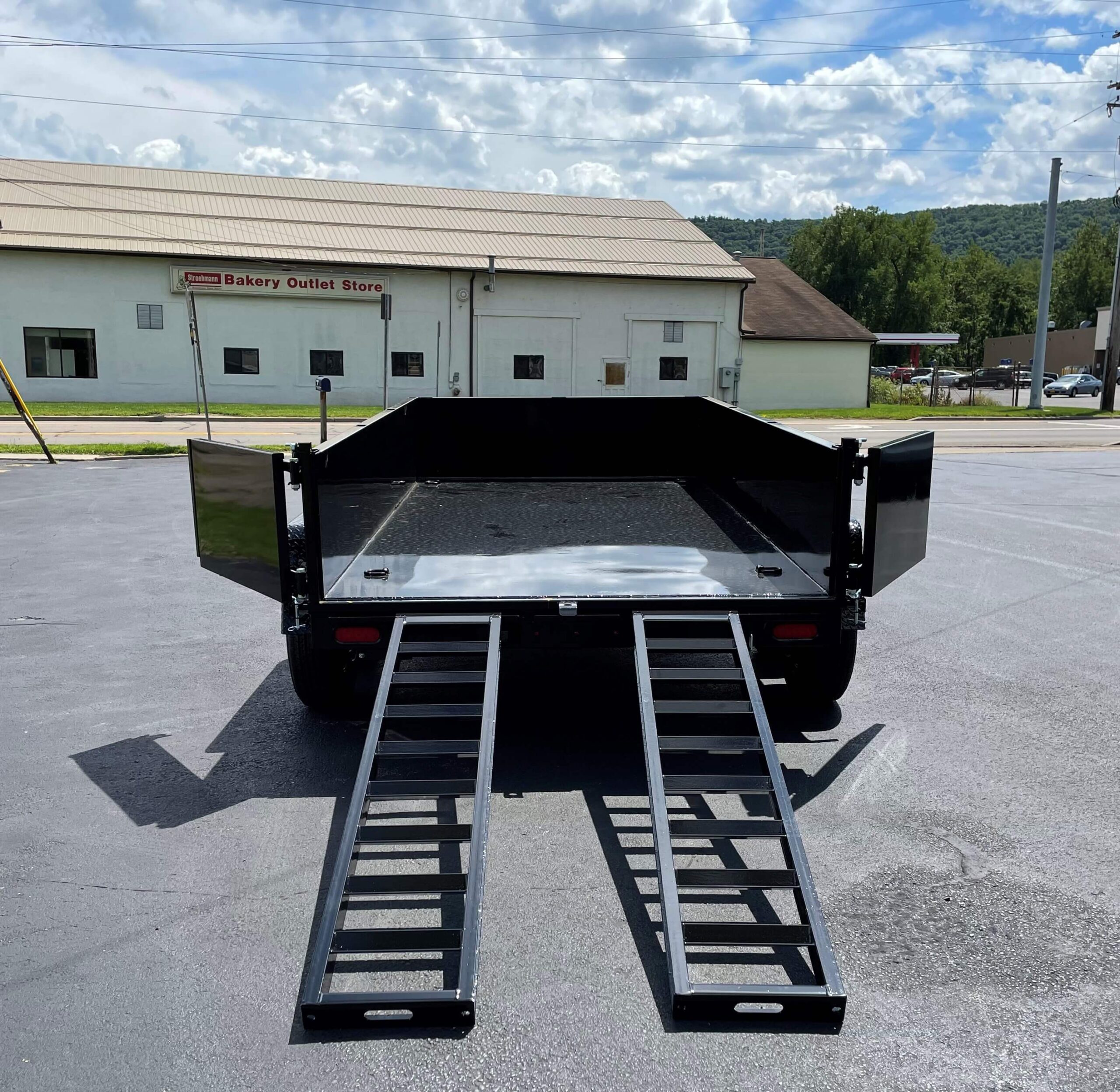 6x12 Dump Trailer - Combo Gate, Ramps & D-Rings