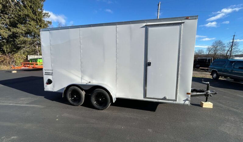 2026 HAULMARK PASSPORT DELUXE 7×16 ENCLOSED TRAILER-7k GVW-WHITE, 7′ INT, V-NOSE, ELECTRIC BRAKES AND RAMP DOOR (PP716T2-D) full
