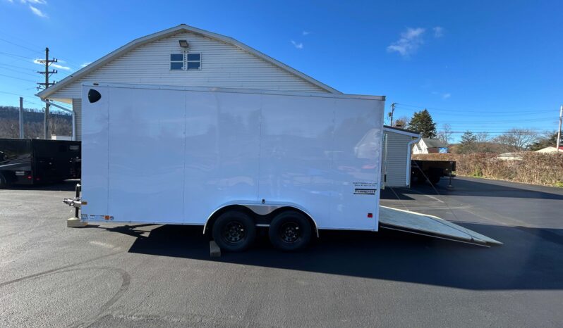 2026 HAULMARK PASSPORT DELUXE 7×16 ENCLOSED TRAILER-7k GVW-WHITE, 7′ INT, V-NOSE, ELECTRIC BRAKES AND RAMP DOOR (PP716T2-D) full