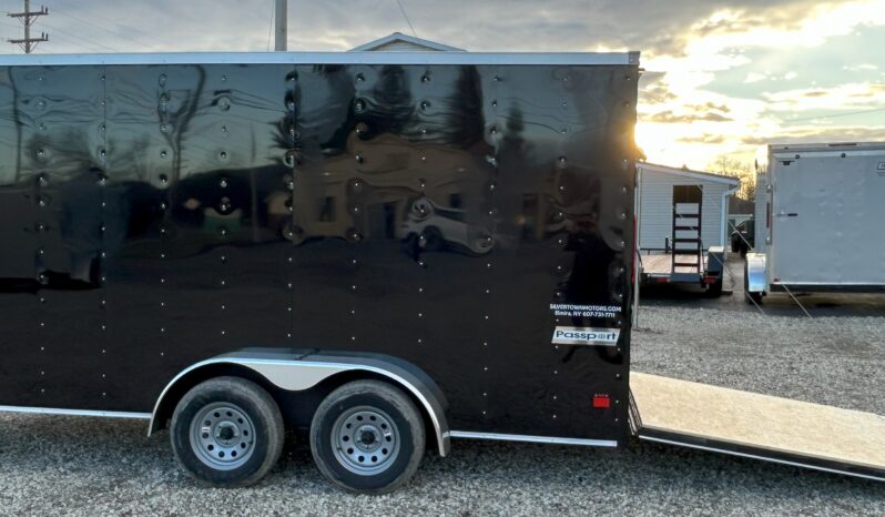 2024 HAULMARK PASSPORT DELUXE 7×16 ENCLOSED CARGO TRAILER-7,000 GVW, 6’6″ INTERIOR, V-NOSE, ELECTRIC BRAKES AND REAR RAMP DOOR(PP716T2-D) full