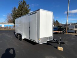 2026 HAULMARK PASSPORT DELUXE 7×16 ENCLOSED TRAILER-7k GVW-WHITE, 7′ INT, V-NOSE, ELECTRIC BRAKES AND RAMP DOOR (PP716T2-D)