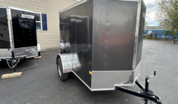 2024 HAULMARK PASSPORT DELUXE 5′ x 8′ ENCLOSED CARGO TRAILER-2,990 GVW V-NOSE, REAR RAMP DOOR(PP58S2-D) full