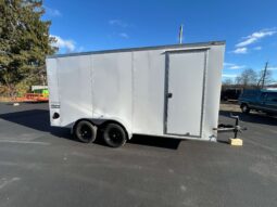 2026 HAULMARK PASSPORT DELUXE 7×16 ENCLOSED TRAILER-7k GVW-WHITE, 7′ INT, V-NOSE, ELECTRIC BRAKES AND RAMP DOOR (PP716T2-D)