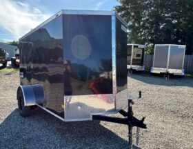 2026 HAULMARK PASSPORT DELUXE 5×10 ENCLOSED CARGO TRAILER-2,990 GVW V-NOSE, SINGLE SIDE SWING DOOR(PP510S2-D)