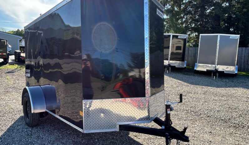 2026 Haulmark Passport Deluxe 5 x 10 Enclosed Cargo Trailer-2,990 GVW, 6’6″ Interior, V-Nose, Single Side Swing Door (PP510S2-D)-Black full