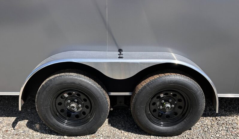 2027 7 X 14 Haulmark Passport Deluxe Enclosed Trailer-7,000 GVW, 7’0″ Interior, V-Nose, Ramp Door (PP714T2-D)-Gray full
